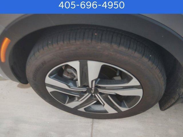 Photo of 2023 Steel Gray Kia Sorento Hybrid