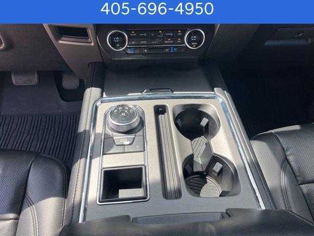 Photo of 2020 Agate Black Ford Expedition