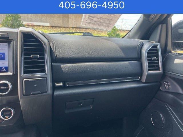Photo of 2020 Agate Black Ford Expedition