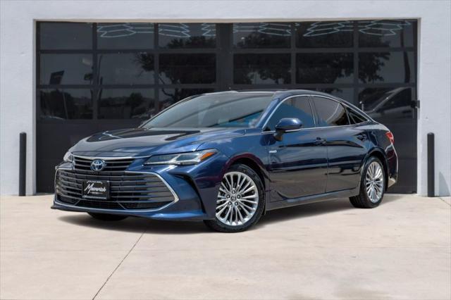 2019 Toyota Avalon Hybrid