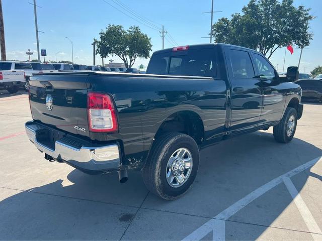 Photo of 2023 Diamond Black Crystal Pearlcoat RAM 2500