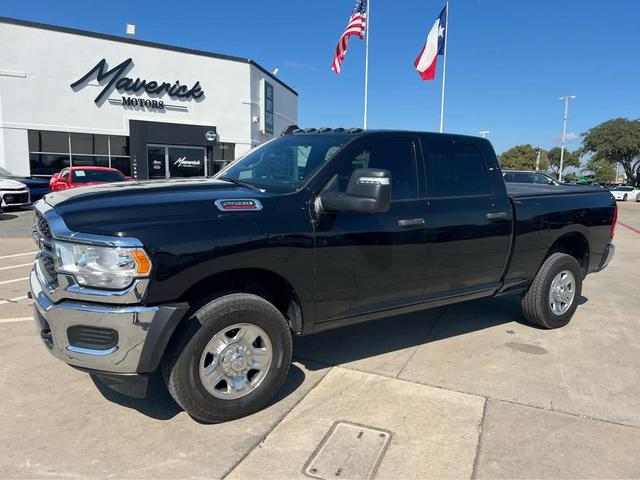 Photo of 2023 Diamond Black Crystal Pearlcoat RAM 2500
