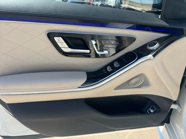 Photo of 2021 designo Diamond White Mercedes-Benz S-Class