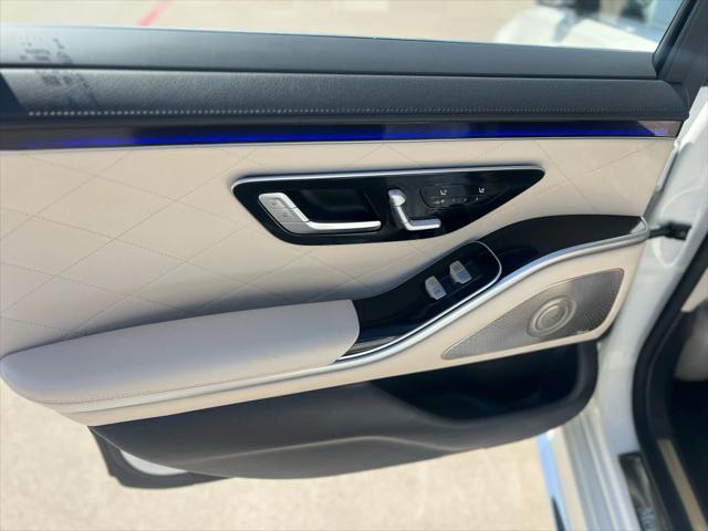 Photo of 2021 designo Diamond White Mercedes-Benz S-Class