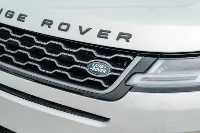 Photo of 2020 Seoul Pearl Silver Metallic Land Rover Range Rover Evoque