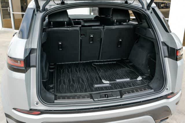Photo of 2020 Seoul Pearl Silver Metallic Land Rover Range Rover Evoque