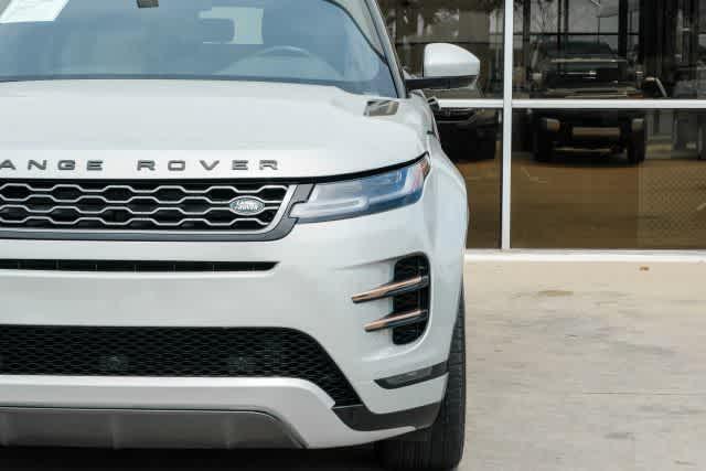Photo of 2020 Seoul Pearl Silver Metallic Land Rover Range Rover Evoque