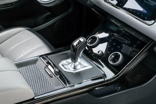 Photo of 2020 Seoul Pearl Silver Metallic Land Rover Range Rover Evoque