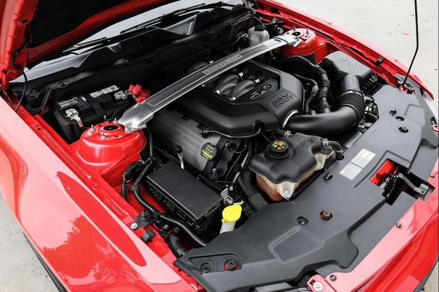 Photo of 2012 Race Red Ford Mustang