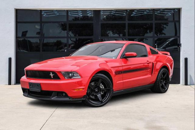 Photo of 2012 Race Red Ford Mustang