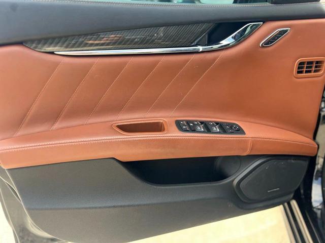 Photo of 2019 Black Maserati Quattroporte