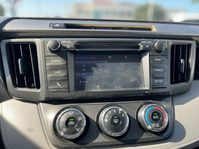 Photo of 2014 Black Toyota RAV4