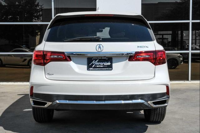 Photo of 2017 White Diamond Pearl Acura MDX