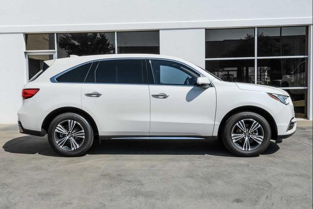 Photo of 2017 White Diamond Pearl Acura MDX
