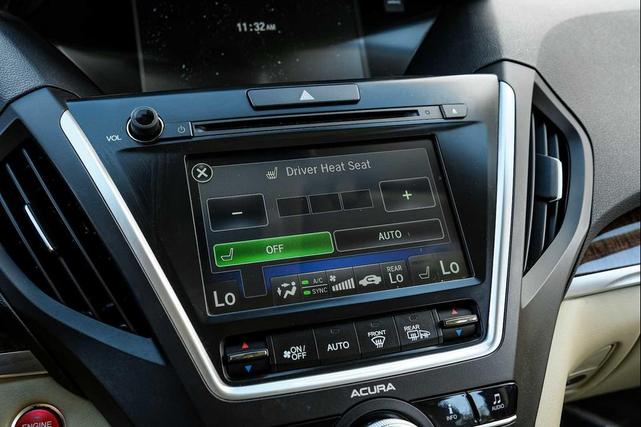 Photo of 2017 White Diamond Pearl Acura MDX