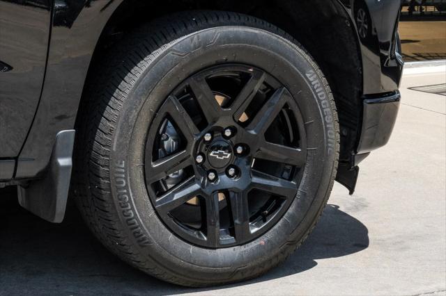 Photo of 2023 Black Chevrolet Silverado 1500