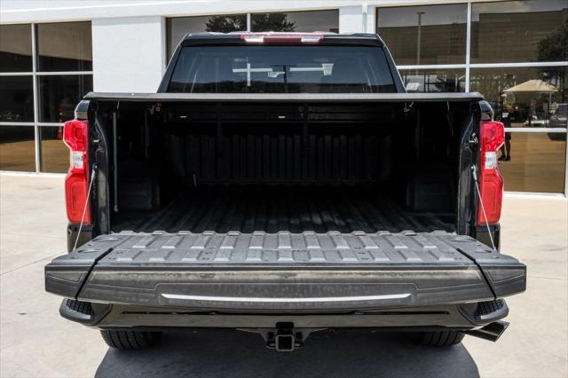 Photo of 2023 Black Chevrolet Silverado 1500