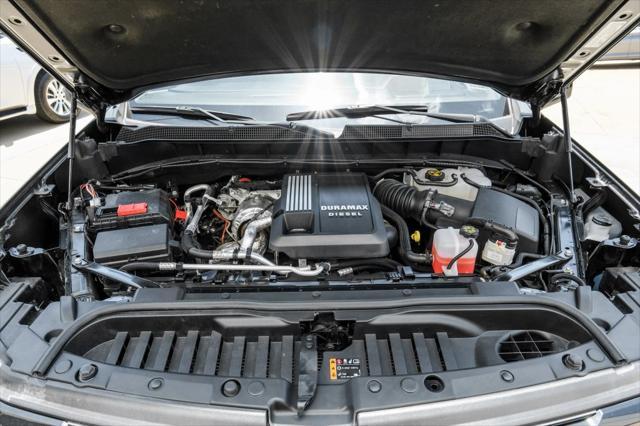 Photo of 2023 Black Chevrolet Silverado 1500