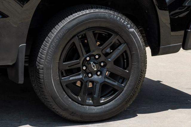 Photo of 2023 Black Chevrolet Silverado 1500