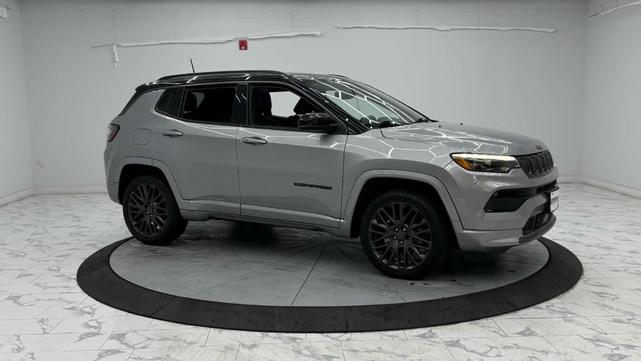 Photo of 2022 Billet Silver Metallic Clearcoat Jeep Compass