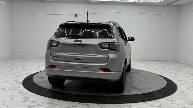 Photo of 2022 Billet Silver Metallic Clearcoat Jeep Compass