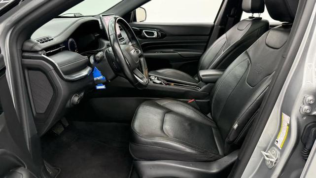 Photo of 2022 Billet Silver Metallic Clearcoat Jeep Compass