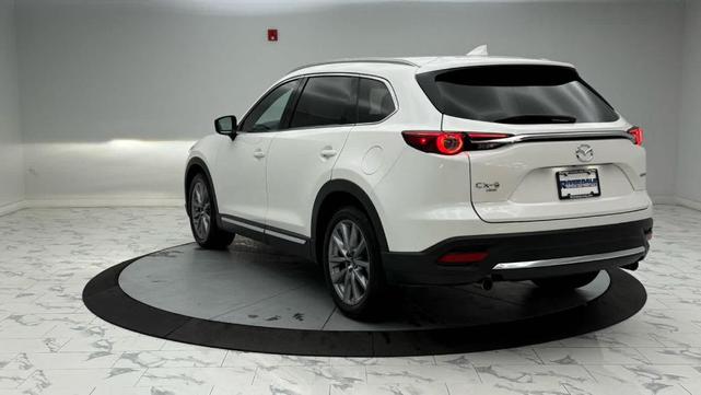 Photo of 2023 Snowflake White Pearl Mazda CX-9