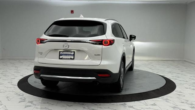 Photo of 2023 Snowflake White Pearl Mazda CX-9