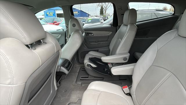 Photo of 2017 Mosaic Black Metallic Chevrolet Traverse