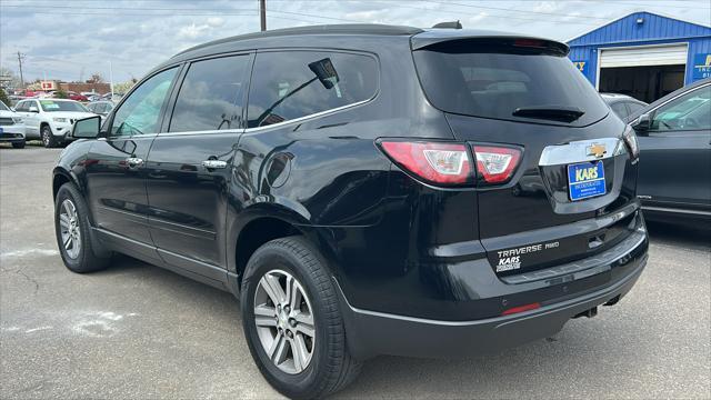 Photo of 2017 Mosaic Black Metallic Chevrolet Traverse