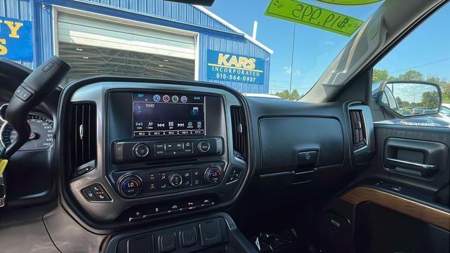 Photo of 2018 Silver Ice Metallic Chevrolet Silverado 1500