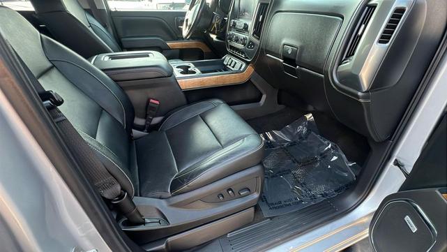 Photo of 2018 Silver Ice Metallic Chevrolet Silverado 1500