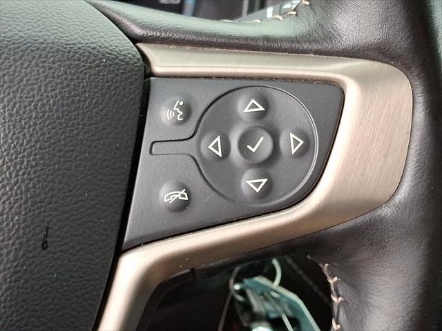 Photo of 2020 Summit White GMC Canyon