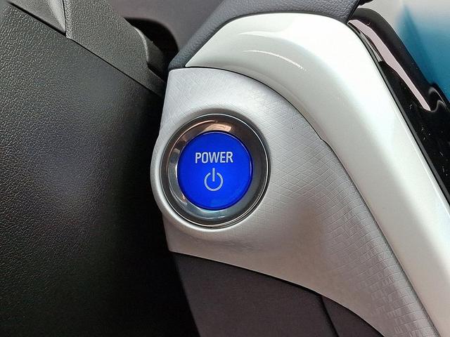 Photo of 2017 Nightfall Gray Metallic Chevrolet Bolt EV
