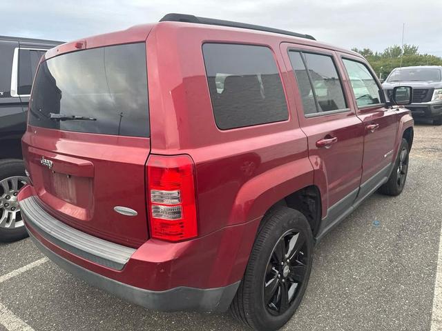 Photo of 2012 Deep Cherry Red Crystal Pearl Jeep Patriot