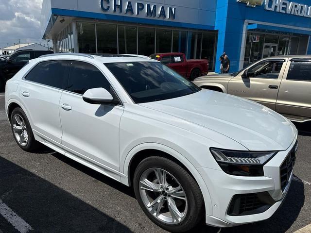 Photo of 2023 Carrara White Audi Q8