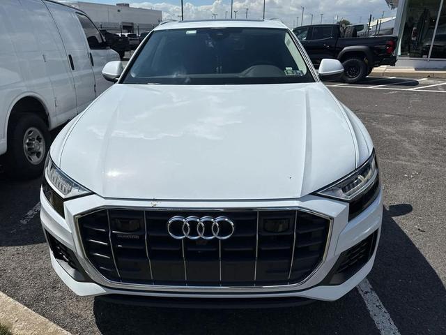Photo of 2023 Carrara White Audi Q8