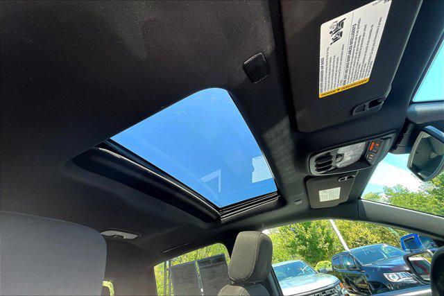 Photo of 2024 Onyx Black GMC Canyon