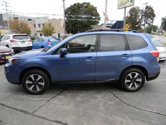 Photo of 2018 Quartz Blue Pearl Subaru Forester