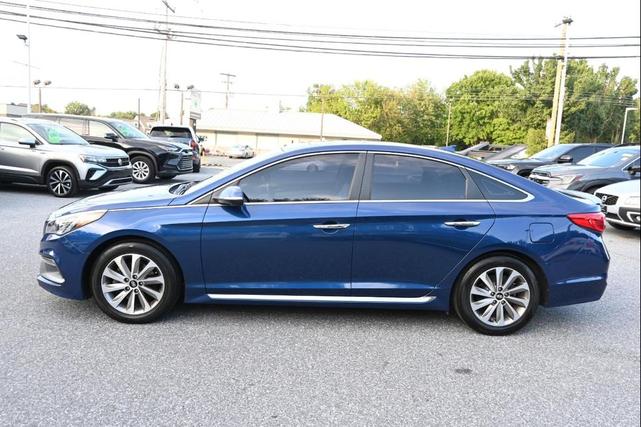Photo of 2017 Lakeside Blue Hyundai SONATA