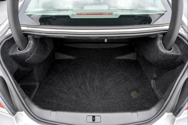 Photo of 2012 Quicksilver Metallic Buick LaCrosse