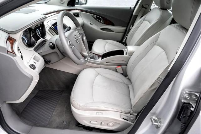 Photo of 2012 Quicksilver Metallic Buick LaCrosse