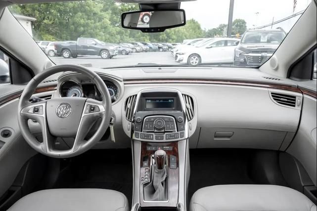 Photo of 2012 Quicksilver Metallic Buick LaCrosse