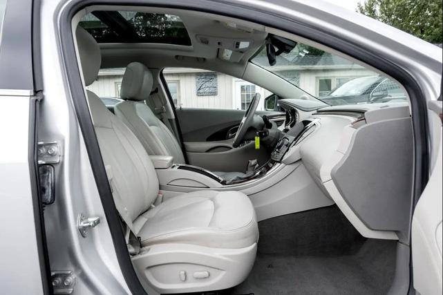 Photo of 2012 Quicksilver Metallic Buick LaCrosse