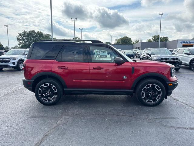 Photo of 2021 Rapid Red Metallic Tinted Clearcoat Ford Bronco Sport