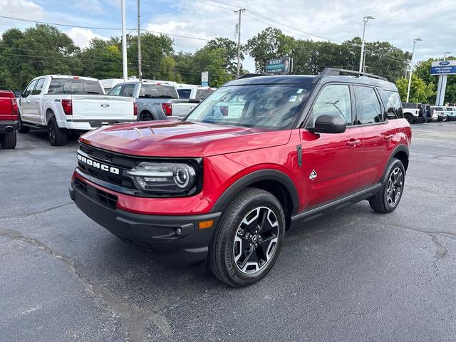 Photo of 2021 Rapid Red Metallic Tinted Clearcoat Ford Bronco Sport