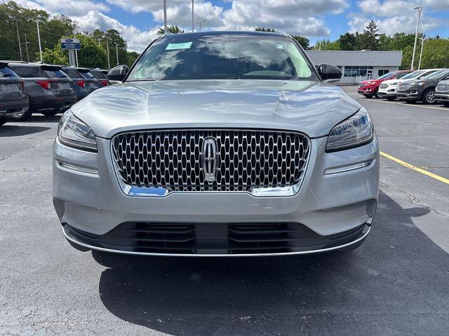 Photo of 2022 Silver Radiance Metallic Clearcoat Lincoln Corsair