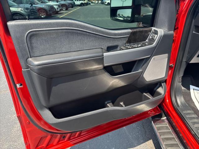 Photo of 2023 Hot Pepper Red Metallic Tinted Clearcoat Ford F-150