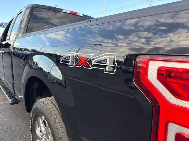 Photo of 2018 Shadow Black Ford F-150