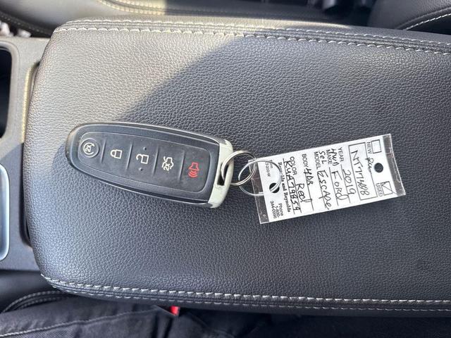Photo of 2019 Ruby Red Metallic Tinted Clearcoat Ford Escape